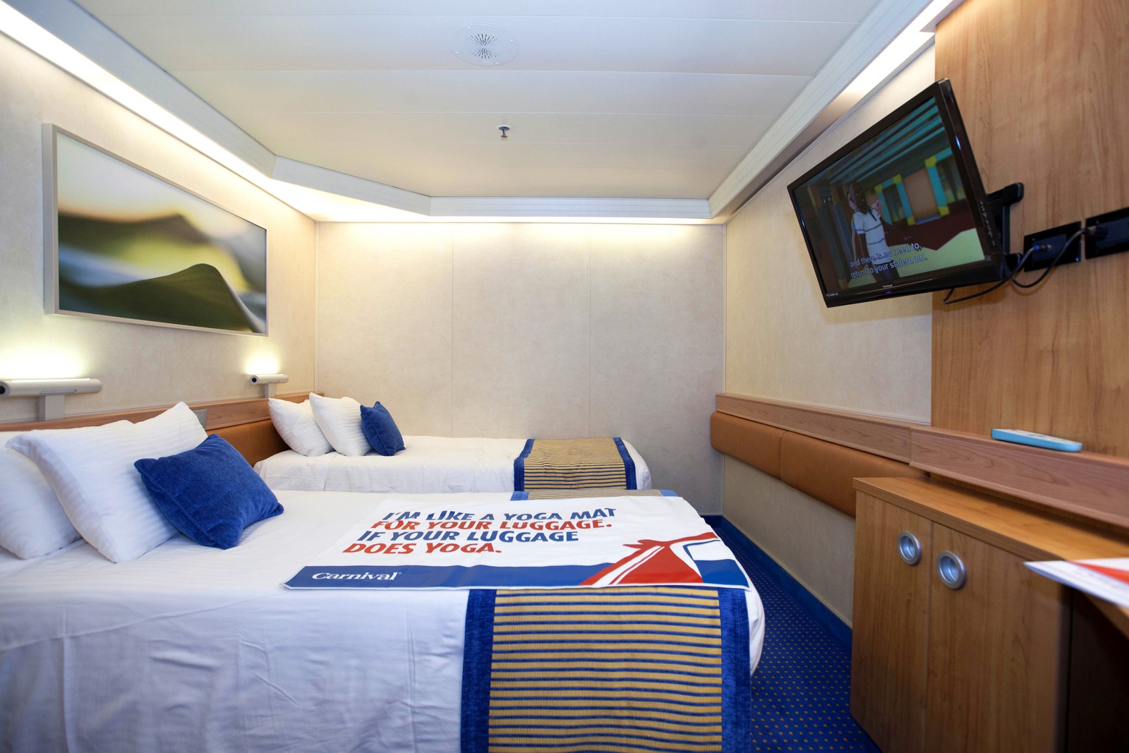 All About The Cheapest Cruise Ship Cabins Cruise Blog   Interior Cabin On Carnival Sunshine 