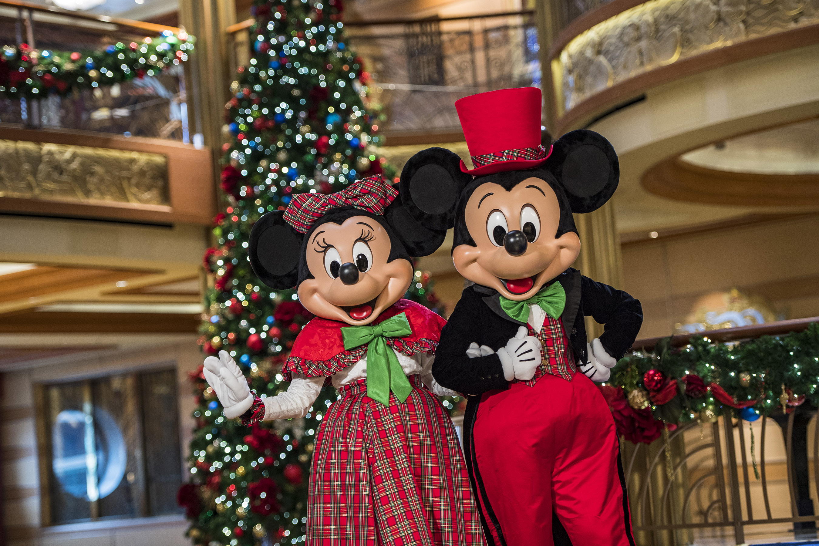 Mickey and Minnie Christmas on DCL