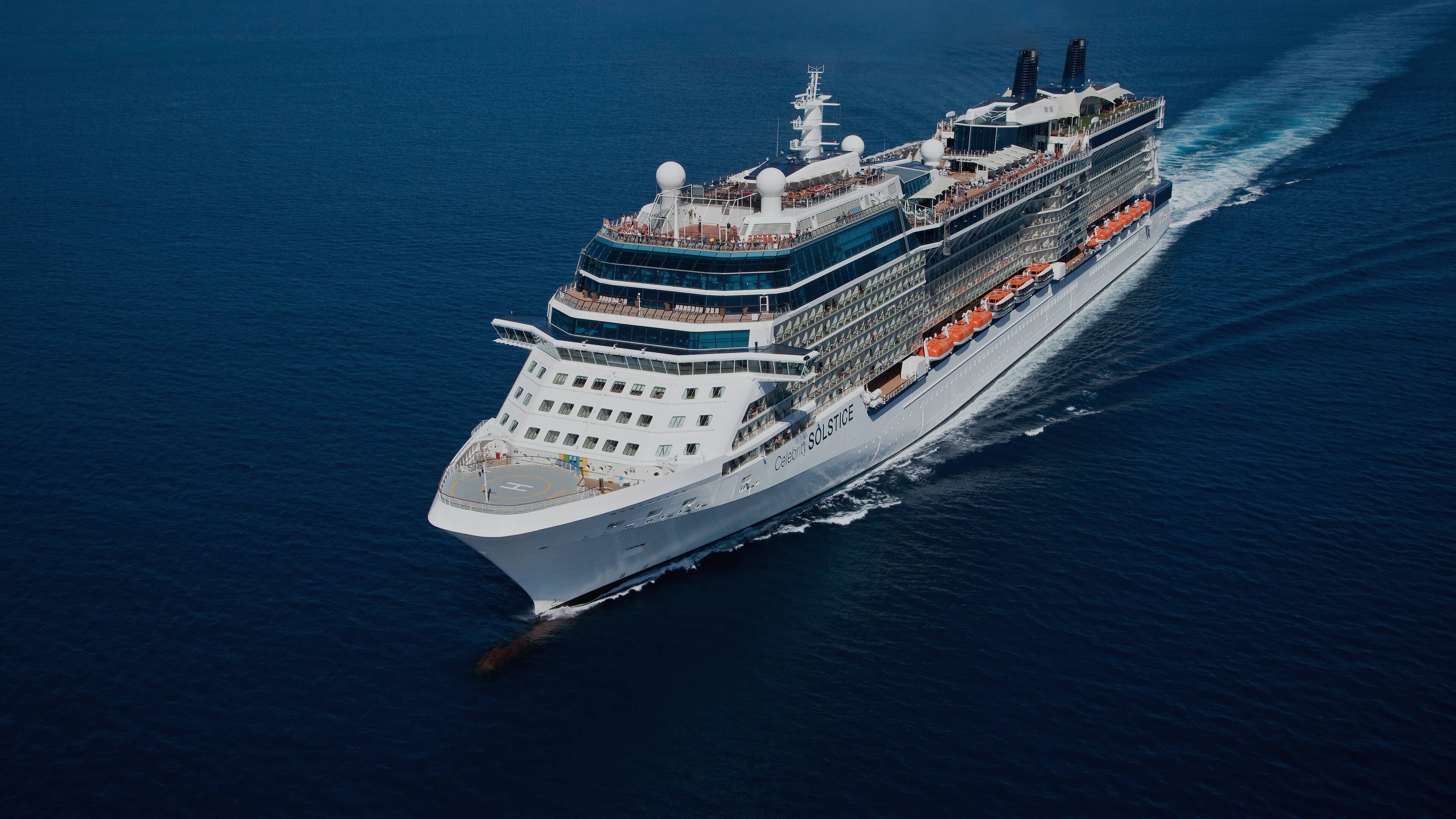 celebrity cruise deposit refundable