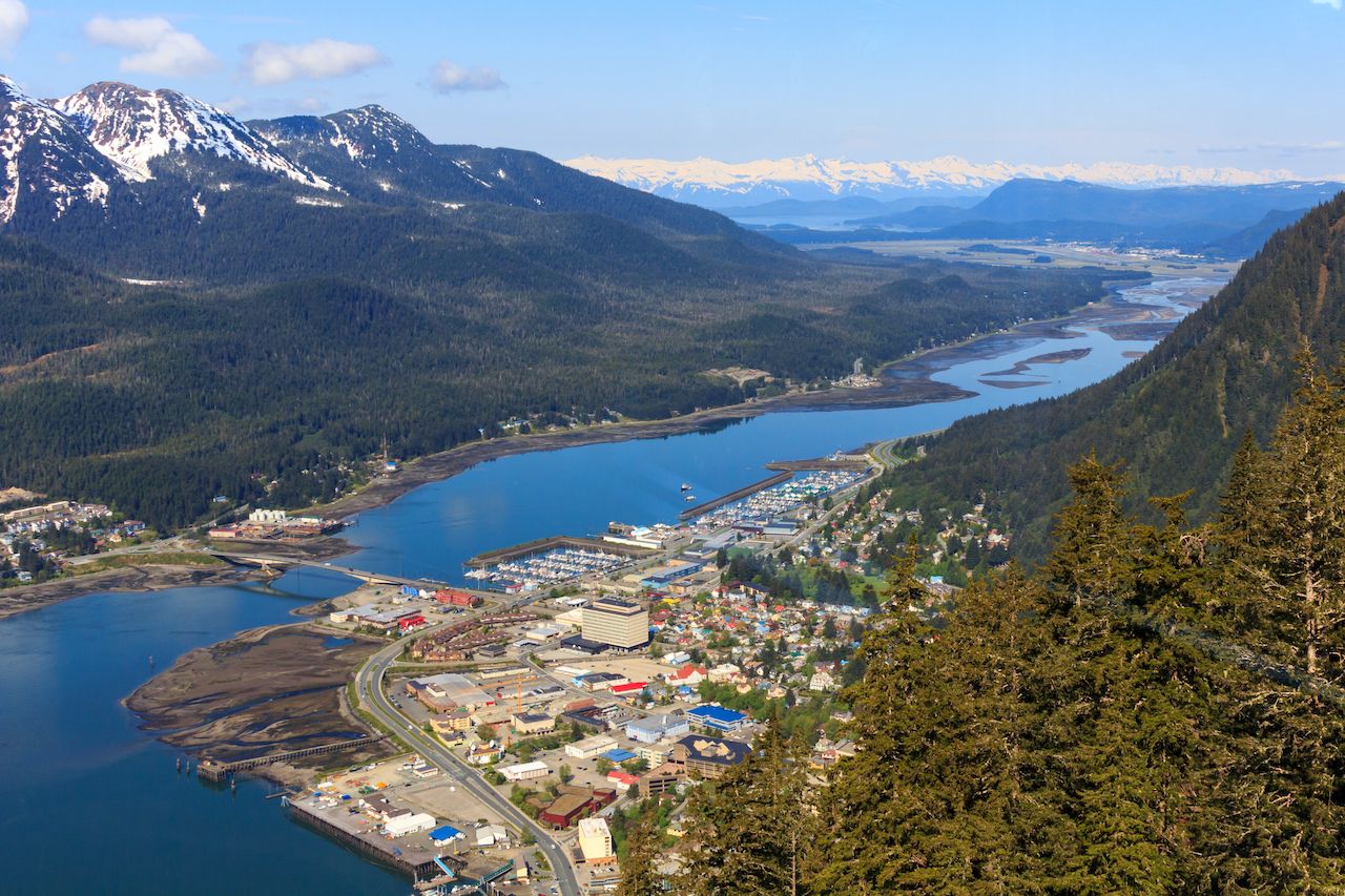 alaskan cruise ship stops