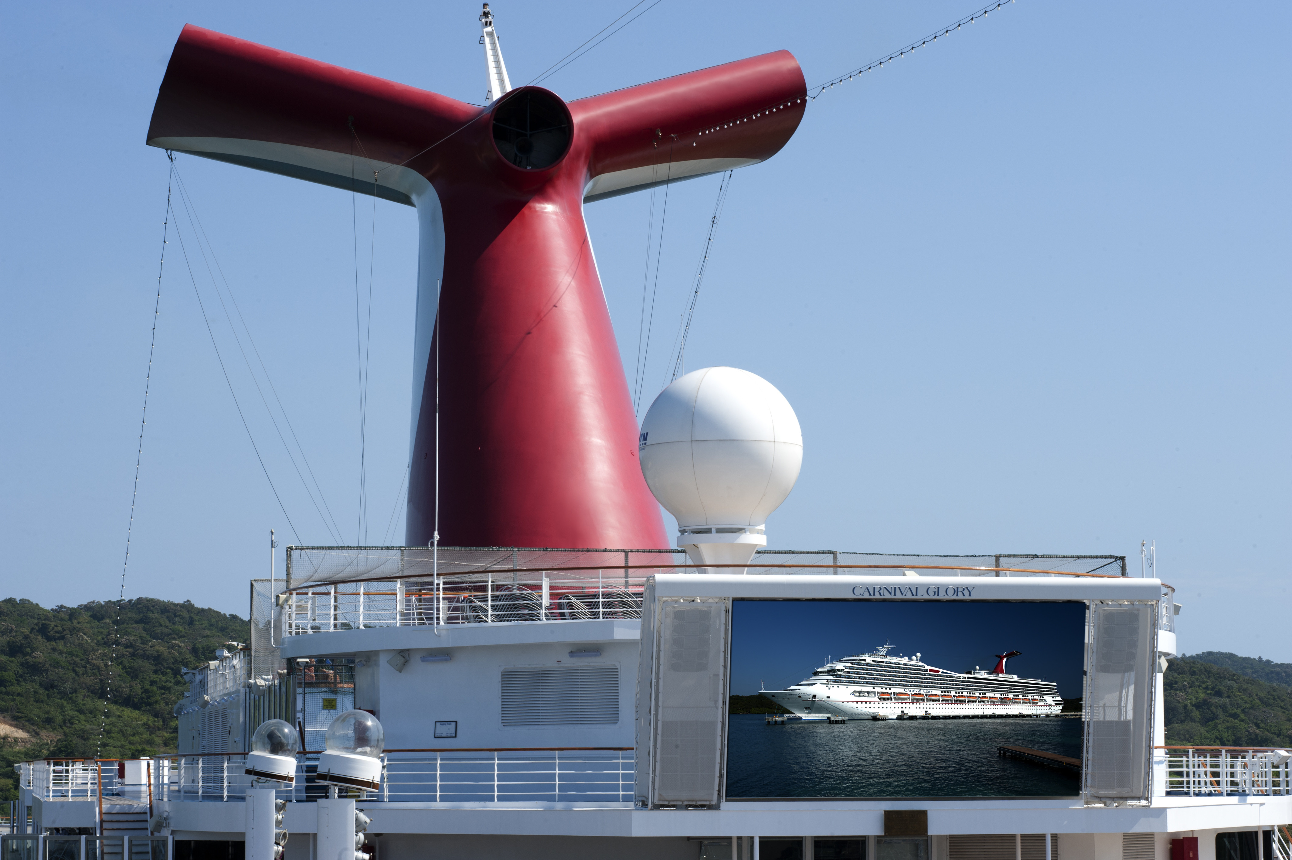 Why Carnival Won't Take a Stand on Vaccines for Cruise Passengers |  Cruise.Blog