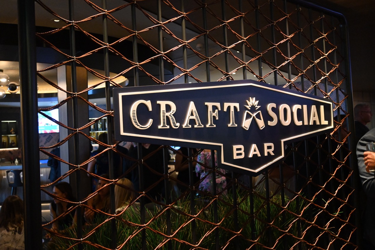 craft social bar