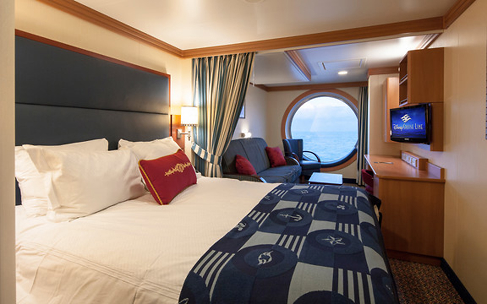 Porthole cabin on Disney