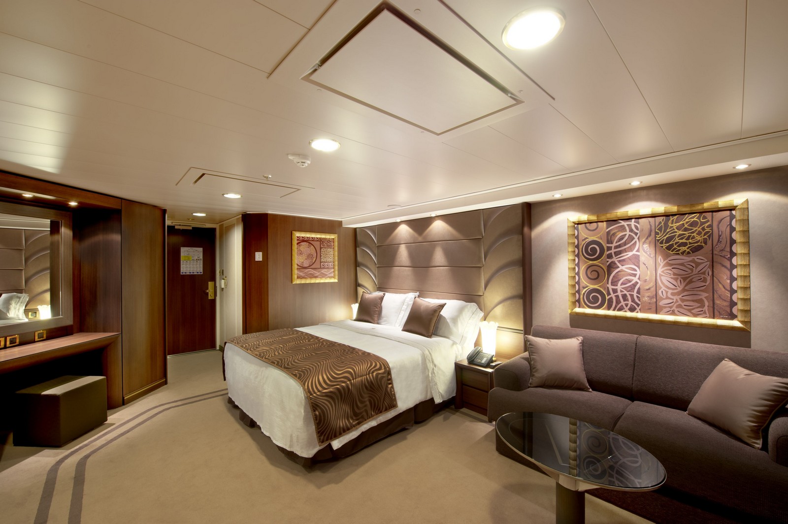 MSC Yacht Club suite