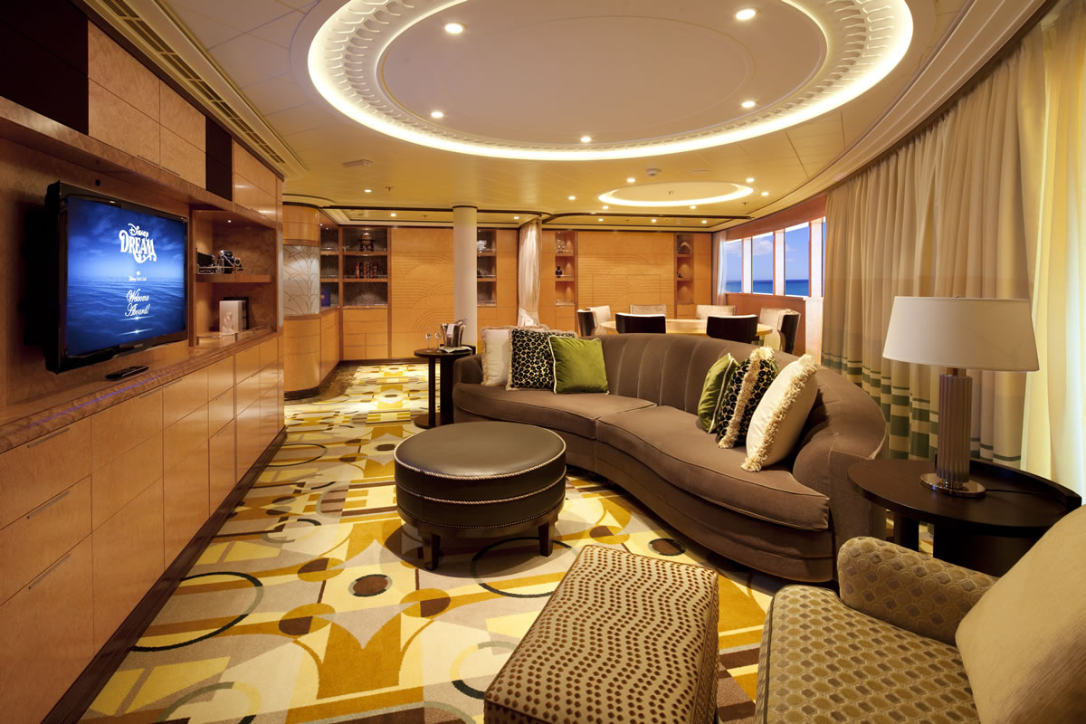 DCL Royal Suite