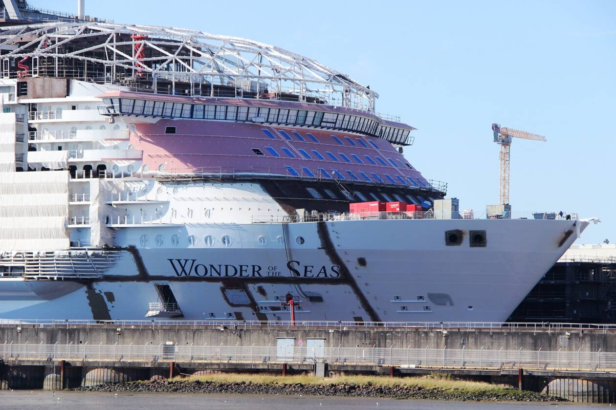 Wonder of the Seas under construction