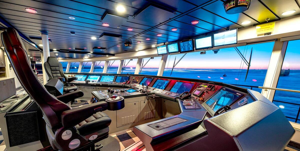 inside cruise ship bridge