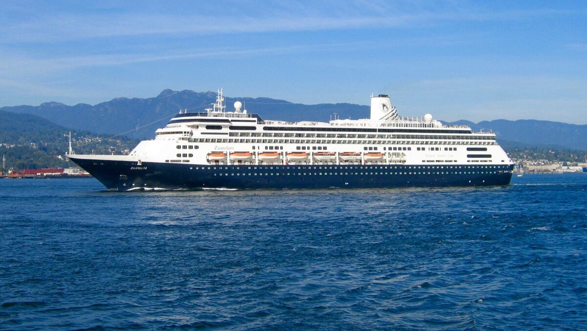 holland america cruise cancellations 2022