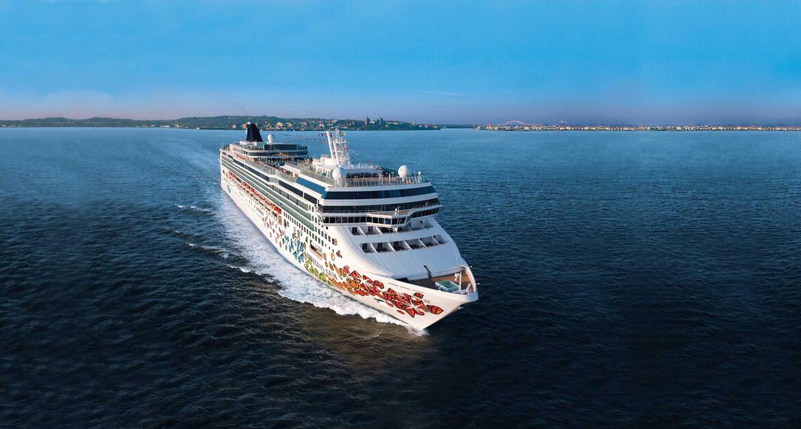 NCL Ship aerial