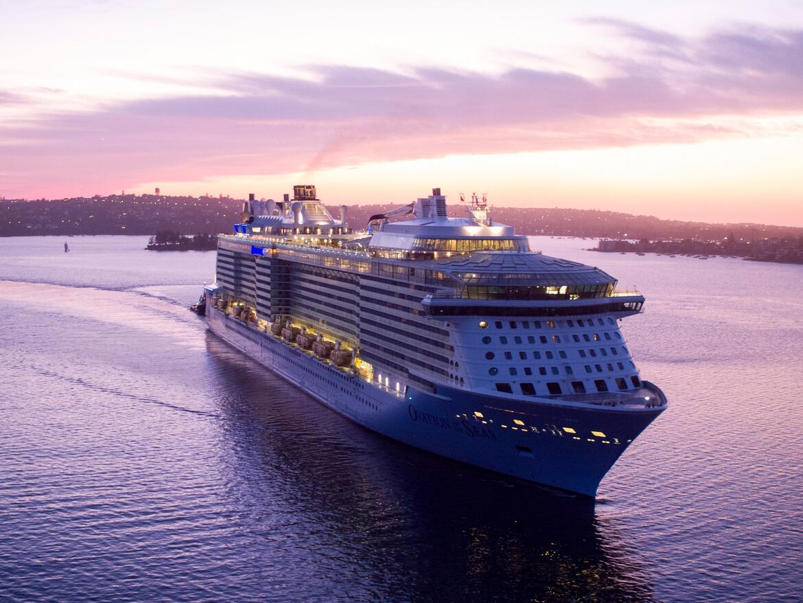 Royal Caribbean uses 28 cruise ships as collateral for $3.3-billion bond  offering | Cruise.Blog