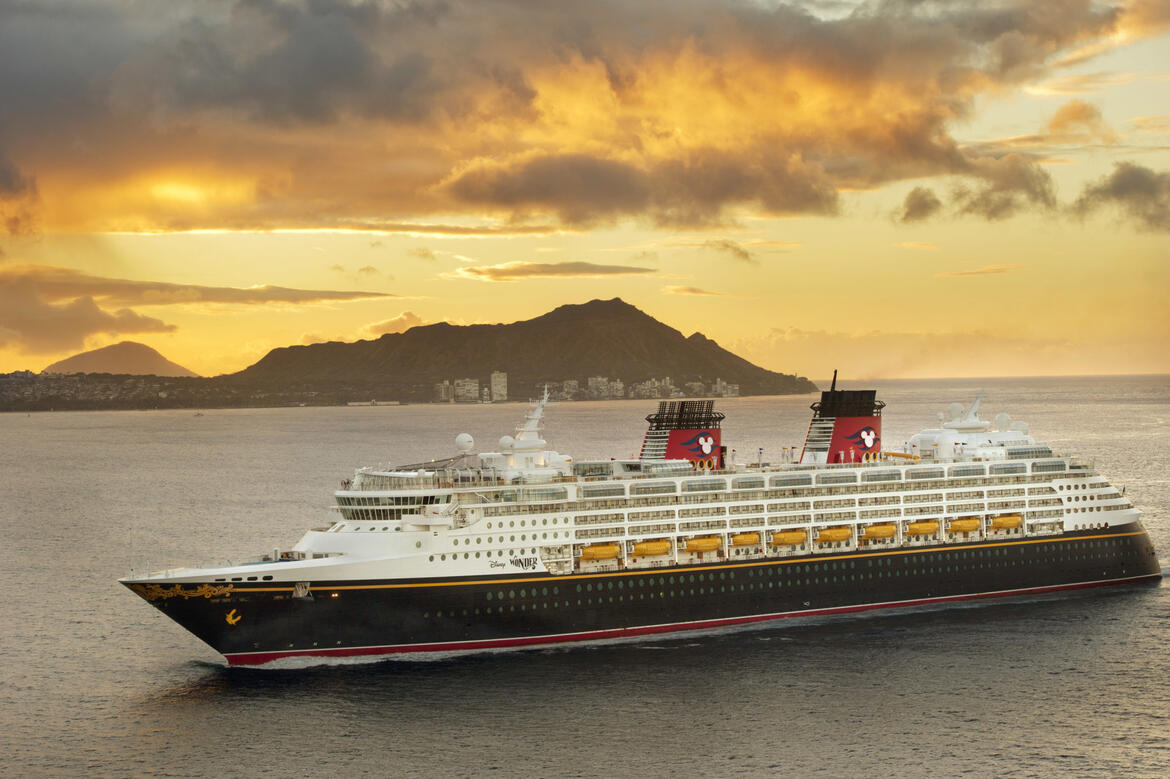 Disney Wonder in Hawaii