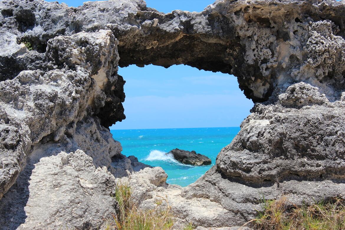 Bermuda beach rocks