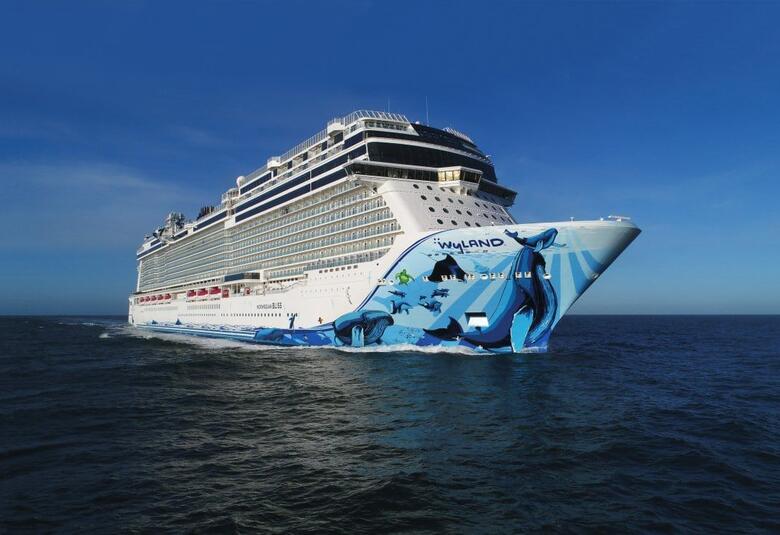 NCL cruise ship