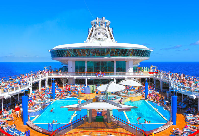 explorer-of-the-seas-pool-deck-at-sea