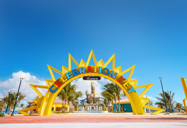 Paradise-Plaza-Celebration-Key