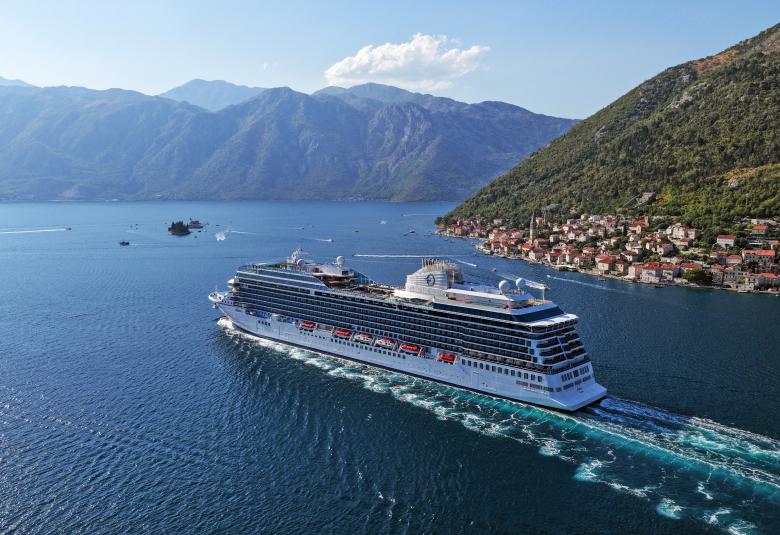 Oceania Cruises ship in Kotor