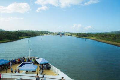 Norwegian Gem Traversing the Panama Canal