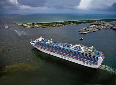 Golden Princess in Port Everglades