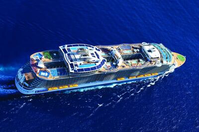 Oasis of the Seas aerial