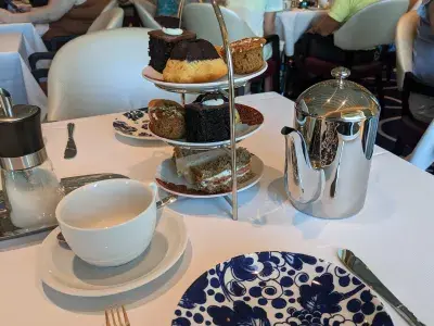 Afternoon tea on Rotterdam