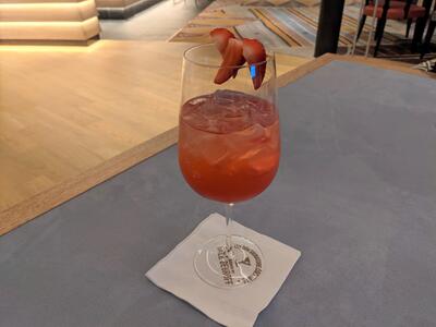 Cocktail in Rotterdam's Crow's Nest