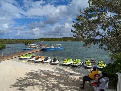 Lagoon beach at Half Moon Cay