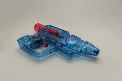 Toy water gun