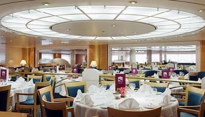 Main dining room on MSC lirica