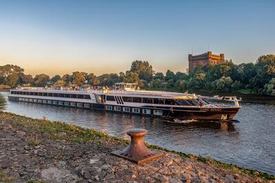 River cruise