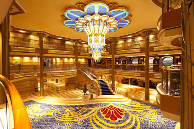 Disney Dream atrium