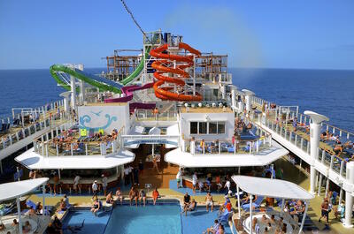 Pool area on NCL Getaway