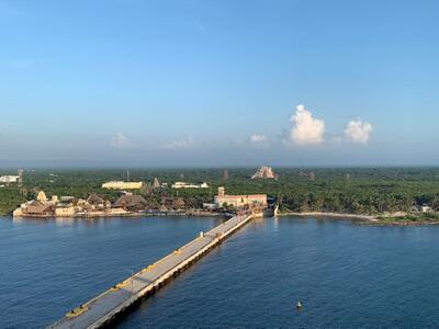Dock Costa Maya