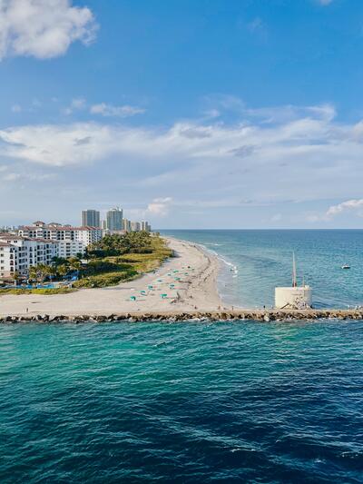 Jimmy Buffett's Margaritaville Paradise Sets Sail from South Florida This  Week