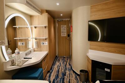 Inside Cabin Carnival