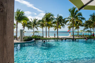 Infinity pool coco beach club