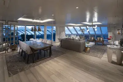 Iconic Suite
