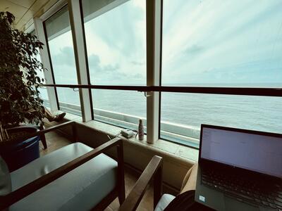 Computer on Cruise