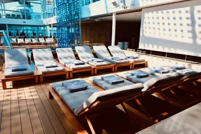 Celebrity Solarium