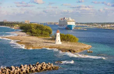NCL ship leaving Nassau