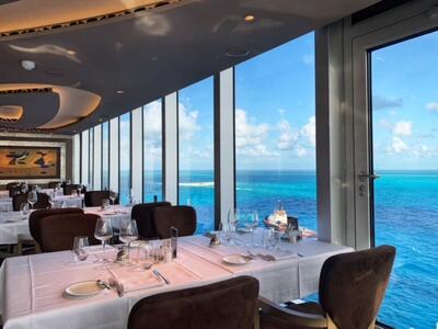 Yacht Club dining