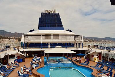 NCL Sun Pool