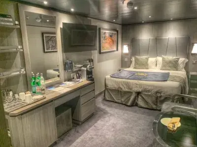 MSC Yacht Club cabin