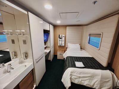 NCL cabin