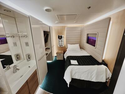 A 457 Studio Cabin On Norwegian Encore Cruise Blog   NCL Studiostateroom 