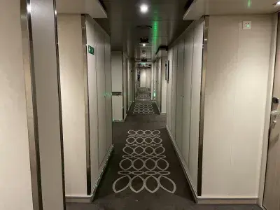 MSC-Seashore-Hallway
