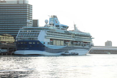 Marella-Discovery-Docked-3