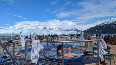 Sea View pool at glacier