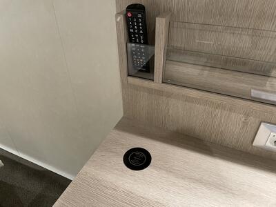 msc-seashore-interior-cabin-4-wireless-charger