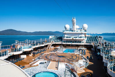 Royal Princess cruise ship pool deck