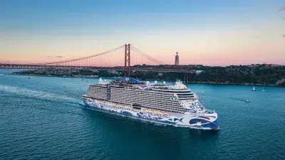 NCL Viva sailing out of Lisbon